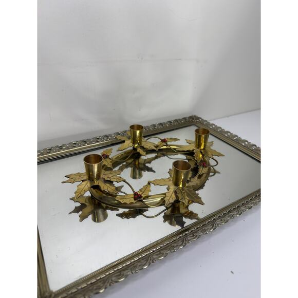 Vintage Oval Brass Holly Berries 4 Candlestick Holder 1970s - Picture 10 of 10
